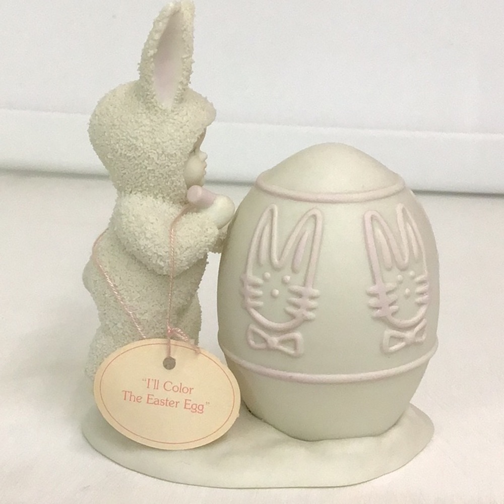 EASTER BUNNY BY SNOWBUNNIES DEPARTMENT 56 - Picture 2 of 8
